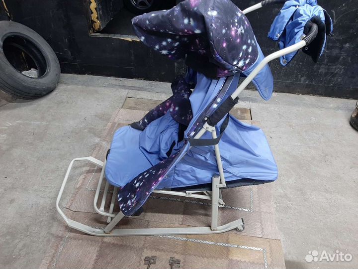 Зимняя детская коляска