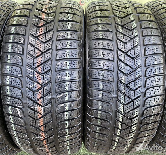 Pirelli Winter Sottozero 3 225/40 R18 92V