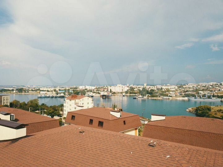 5-к. апартаменты, 155 м², 1/3 эт.