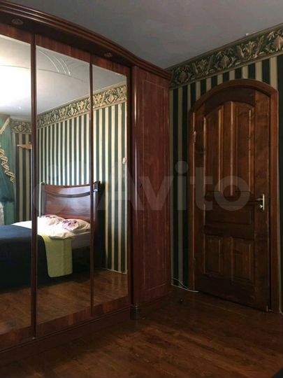 2-к. квартира, 74 м², 1/9 эт.