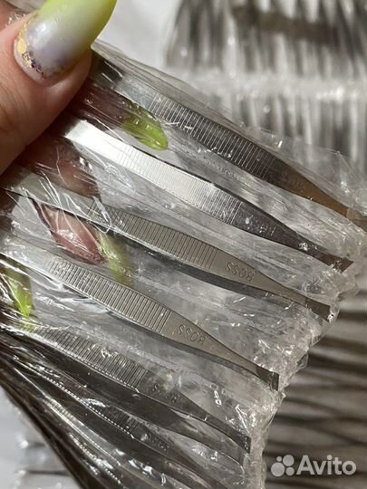 Пинцет для бровей