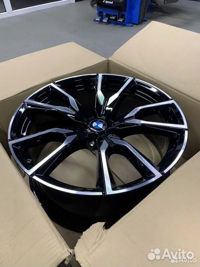 Диски для BMW бмв X7 G07 R21