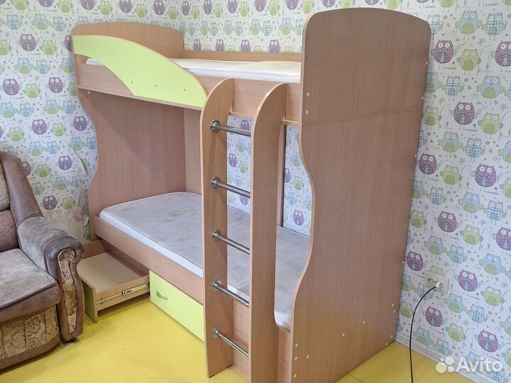 Двухъярусная кровать бу