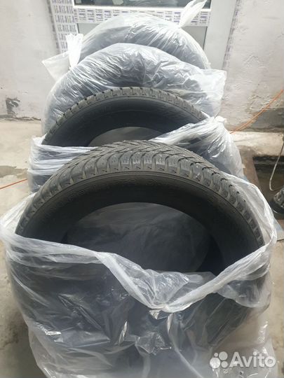 Nokian Tyres Hakkapeliitta 10p SUV 265/50 R20