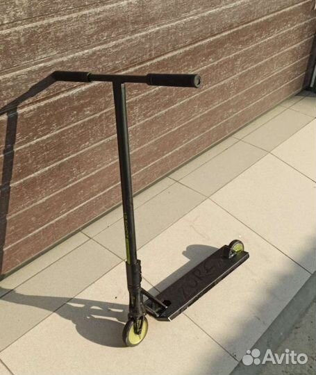 Трюковой самокат zorg