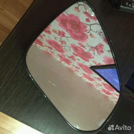 Зеркальный элемент RAV 4 (правый)