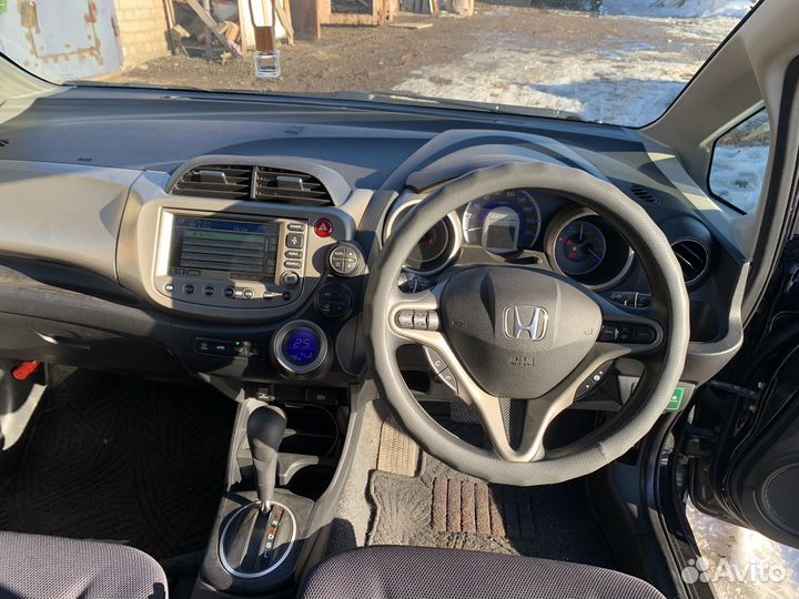 Honda Fit 1.3 CVT, 2010, 271 336 км