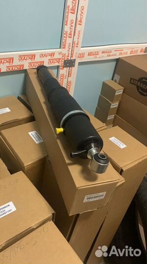 Задний амортизатор Chevrolet Tahoe