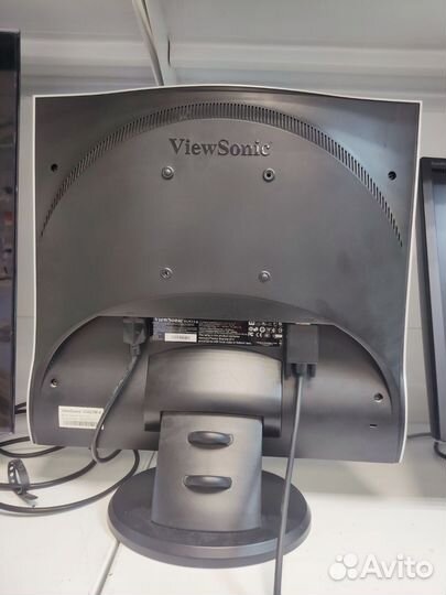 Монитор Viewsonic 19 дюймов прм2