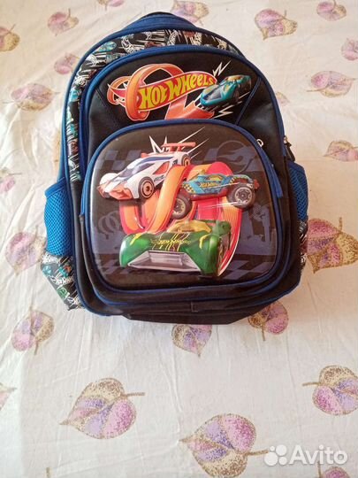 Школьный рюкзак