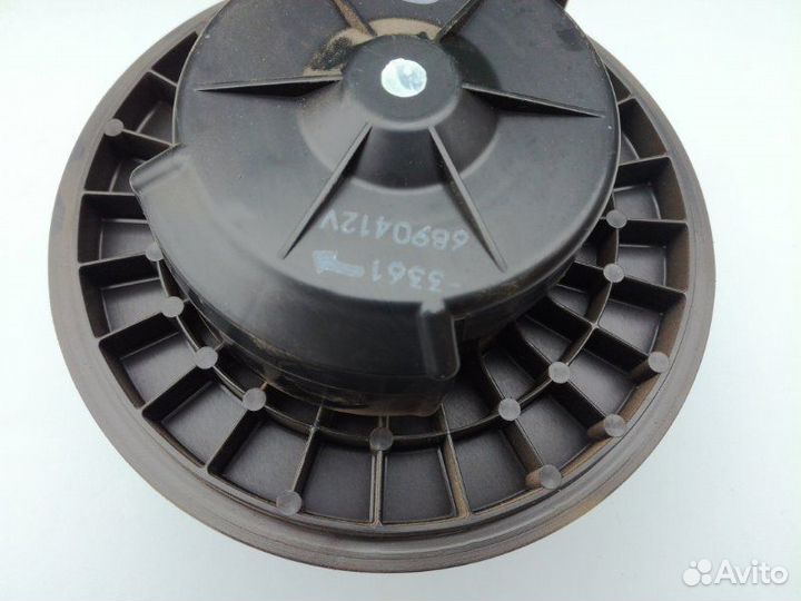 Моторчик отопителя Nissan Tiida C11 1.5 2004-2014