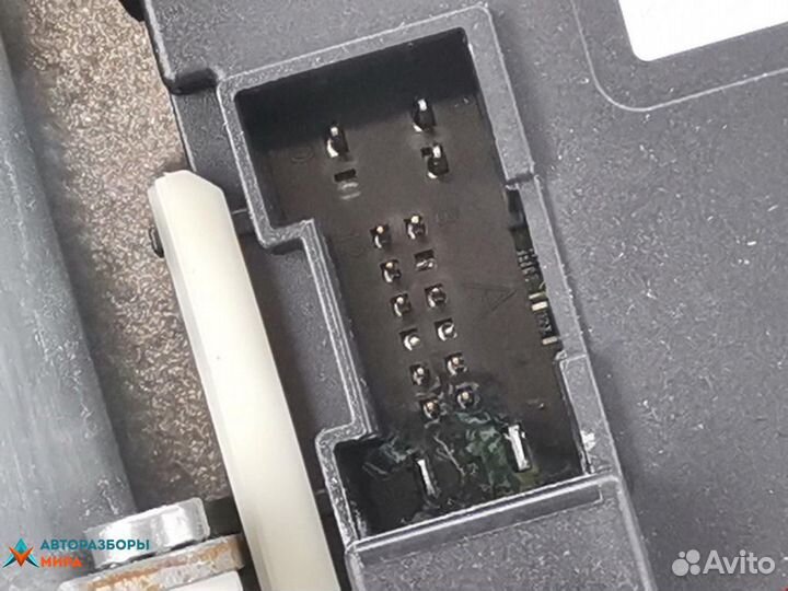 Стеклоподъемник передний правый Ford Focus 2 2006