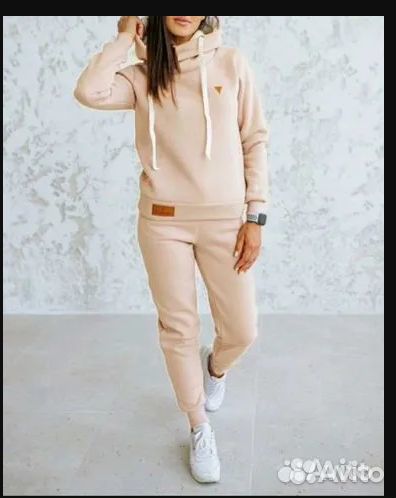 Костюм женский 42,48