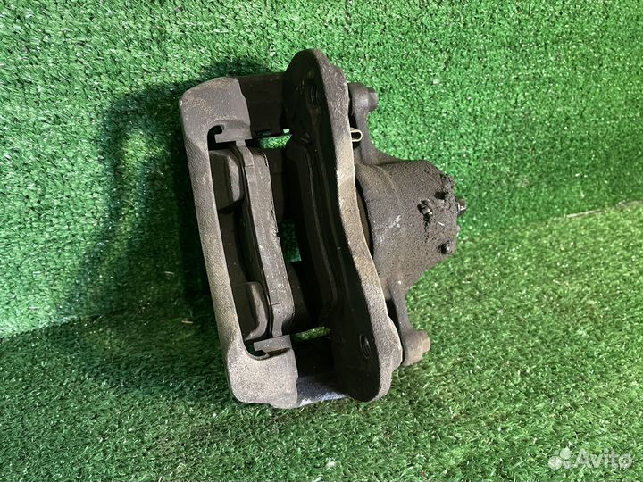 Суппорт передний правый hyundai solaris 1