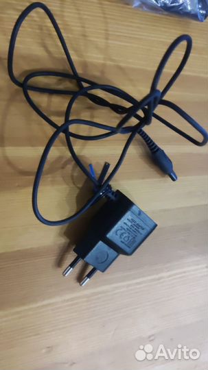 Сетевой блок питания для электробритв и триммеров