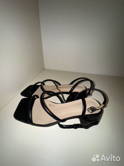Босоножки женские 38 размер черные