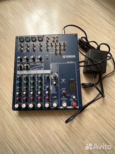 Микшерный пульт yamaha