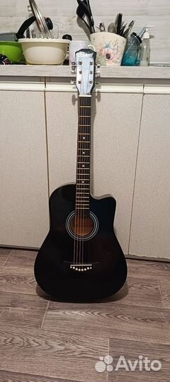 Акустическая гитара belucci