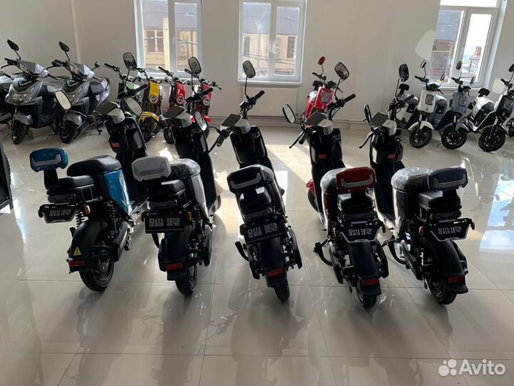 Электроскутер Pilot SMart-1 (48V 20A)