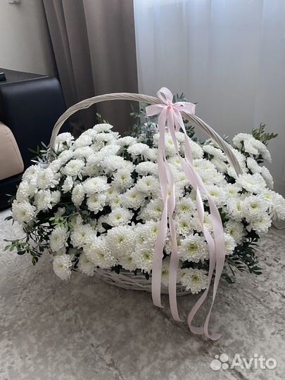 Вау корзина с хризантемами