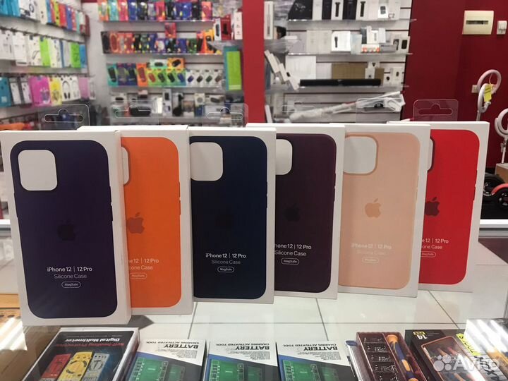 Силиконовый чехол для iPhone 12/12 Pro