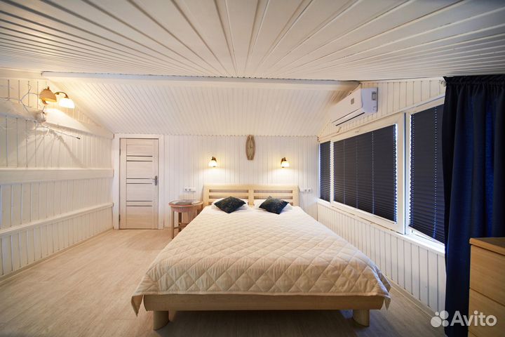 Дом на воде (дебаркадер)