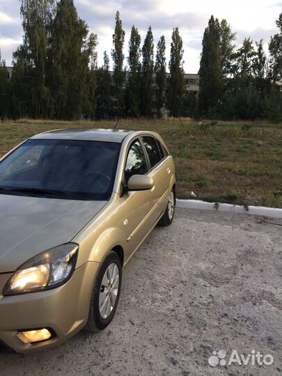 Kia Rio 1.4 МТ, 2009, 261 000 км