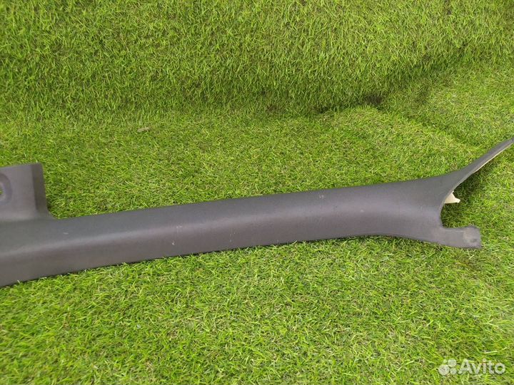 Обшивка стойки кузова передняя левая Audi A4 B7