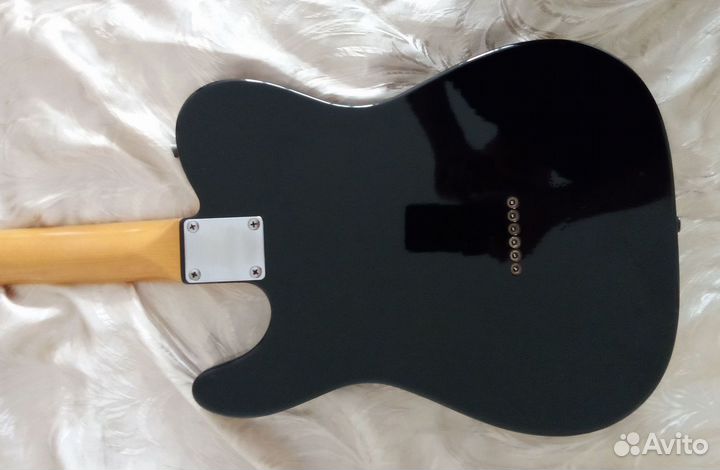 Электрогитара Bacchus Telecaster Thinline