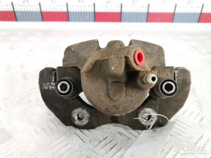 Суппорт передний правый Ford C-Max 2004 1682875