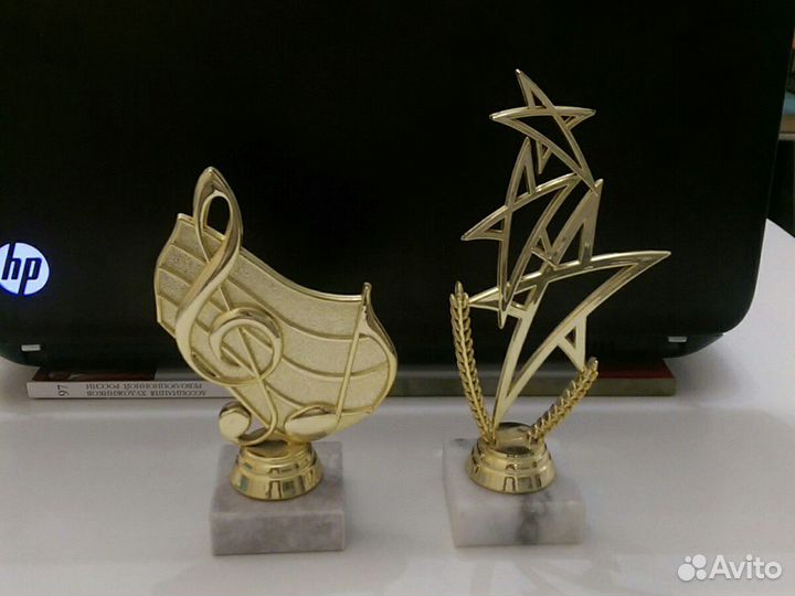 Наградные статуэтки