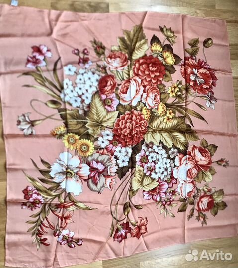 Платки, палантин, парео