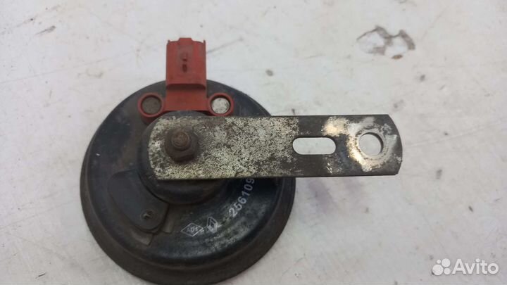 Звуковой сигнал Renault Logan 2