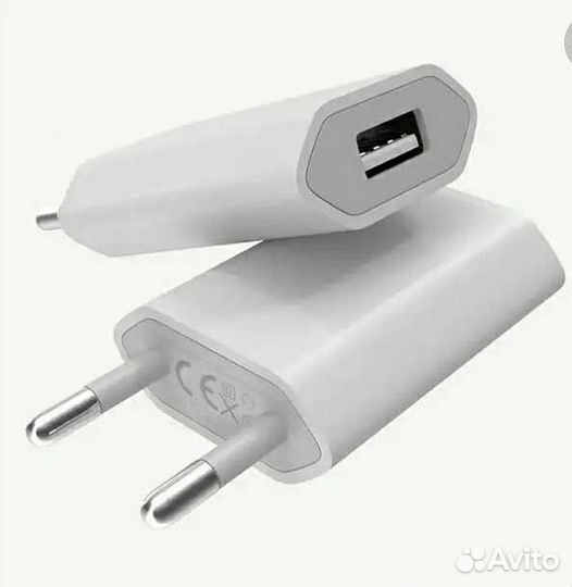 Зарядное устройство Apple и Samsung