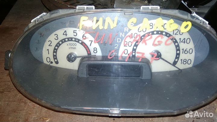 Панель приборов на toyota funcargo NCP20