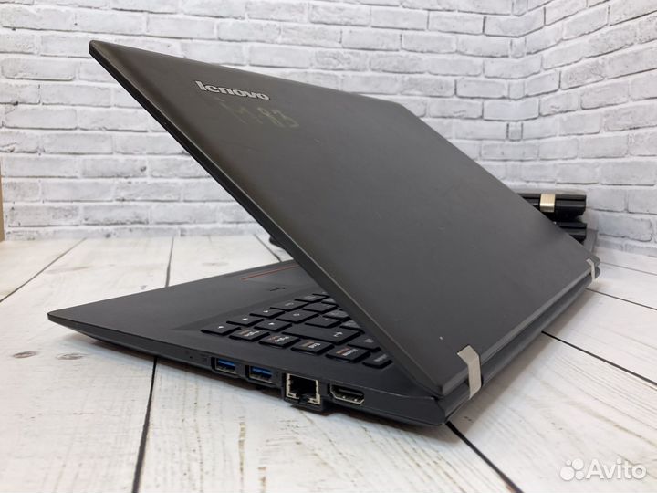 Быстрый ноутбук Lenovo i3/SSD/8gb/гарантия