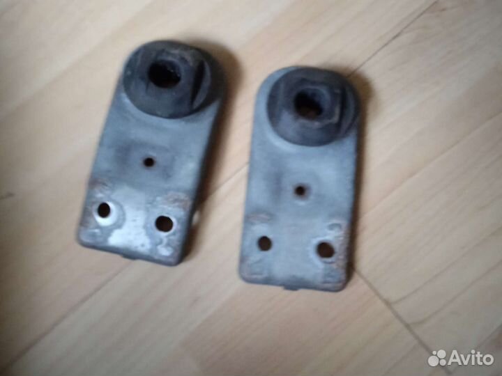 Крепление радиатора ford mustang 5