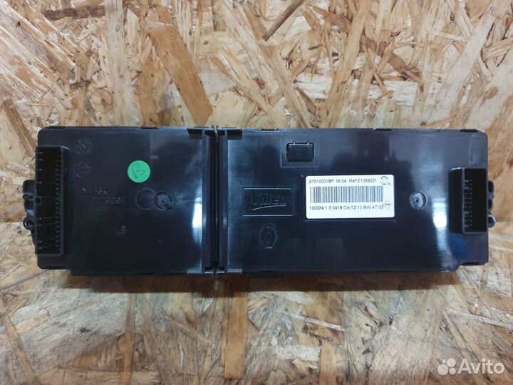 Блок управления климатом Renault Fluence