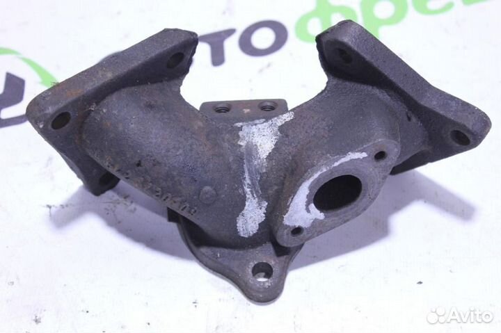 Коллектор выпускной E 210