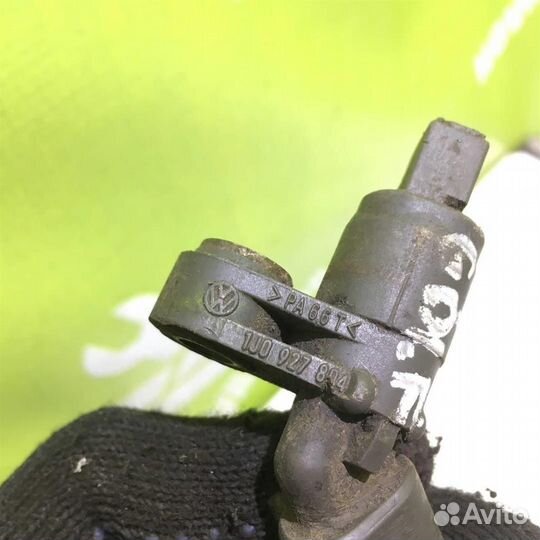 Датчик ABS передний правый Фольксваген Гольф 3 В