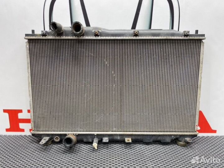 Радиатор охлаждения двигателя Honda Civic FD(4Д)