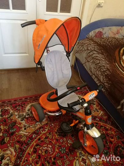 Детский трехколесный велосипед бу