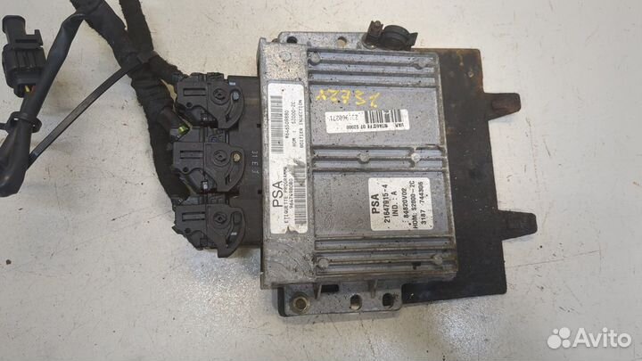 Блок управления двигателем Citroen Xsara, 2004
