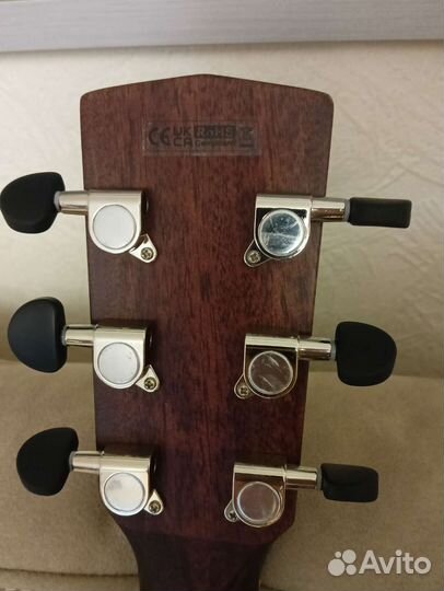 Электроакустическая гитара верх массив Cort sfx