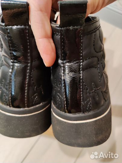 Ботинки деми р35