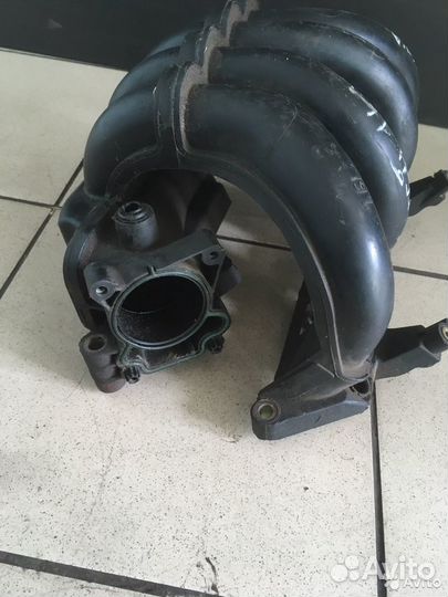 Впускной коллектор Ford Focus 2
