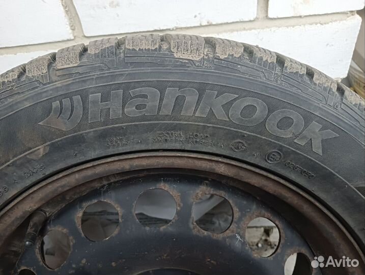 Hankook Winter I'Pike 215/55 R16 T