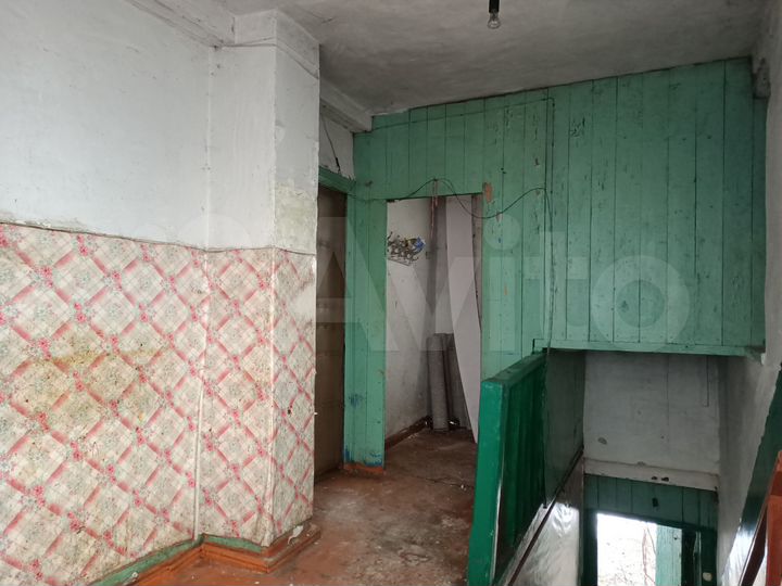 Доля в 2-к. квартире, 55,9 м², 2/2 эт.