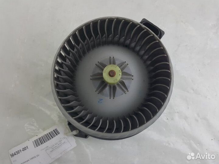 Мотор отопителя Toyota Yaris