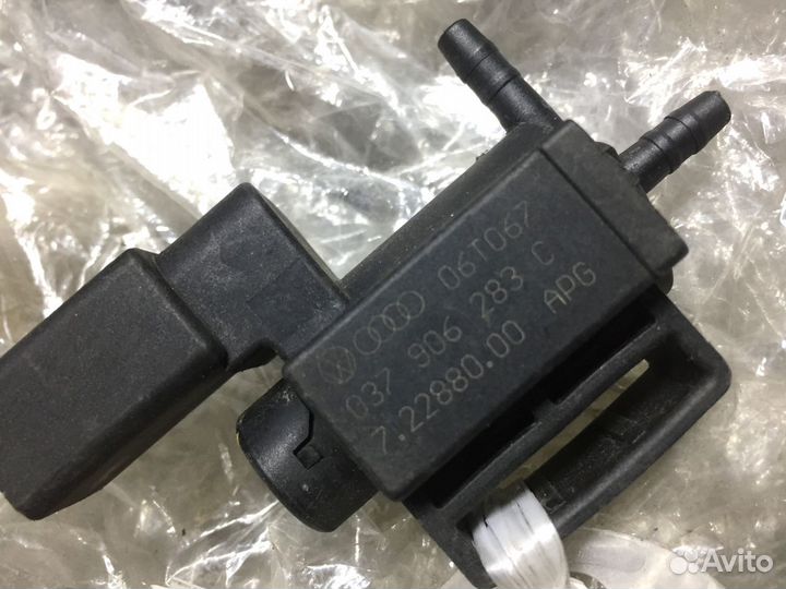 Клапан электромагнитный 037906283A б/у Audi VW